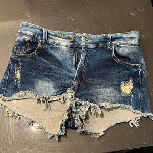 Jean short shorts